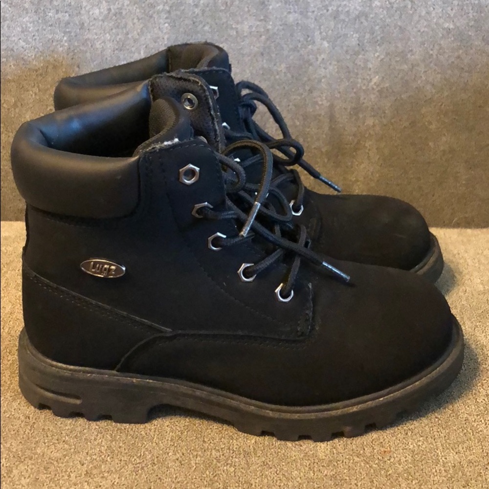Lugz boots sz 2